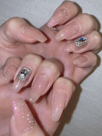 ビジューネイル