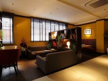 ソムソム 大阪梅田店(somme somme)/待合室