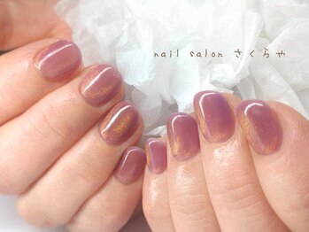 ゴールドに輝く偏光マグも人気♪