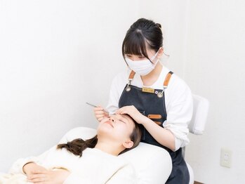 くるるん/リラックス空間でまつげパーマ