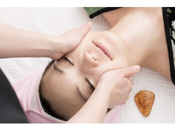 サロン ド アール(salon de R.)/●お顔コルギ●施術風景