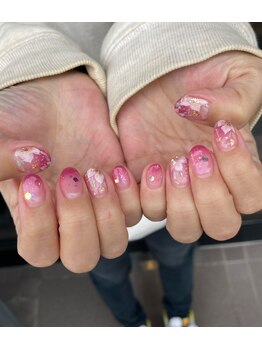 トータルサロン 白べぇーっ プラス/☆お花ネイル☆