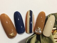 ネイルサロン リリオ(Nail Salon Ririo)/大人ストライプ