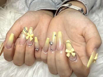 フジ 大塚(FUJI)の写真/【持ち込み大歓迎◎】豊富なカラー・パーツとデザインも多数ご用意！長さ出しで華やかさUP、魅せる指先に♪