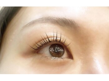 ラティアラ(La Tiara)/まつげパーマ
