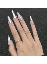 ティナ ネイルスタジオ(Tina Nail Studio)/ミラーネイル