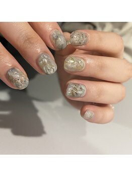 ヌア(nur.)/鉱物nuance