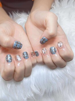 ルミ(Lumi)/自爪アート＋パーツつけ放題7980