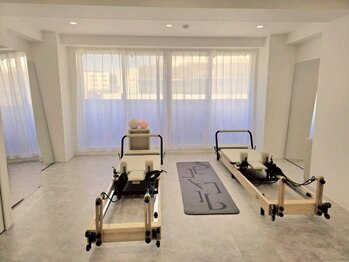 韓国式マシンピラティススタジオ　Pilates isM 秋葉原店の写真/≪仕事帰りに完全個室韓国式ピラティス！≫マンツーマンで理想の美ボディへ。肩こり・腰痛も根本改善♪
