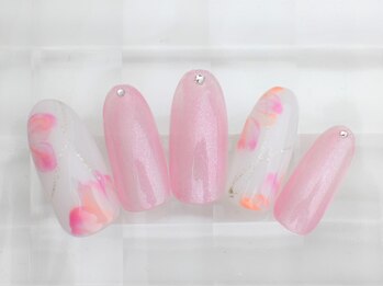 ネイルサロン あかねいろ/秋冬 ニュアンス フラワー