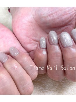 ティアラ(Tiara)/マグネットカラー