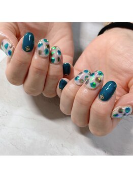 ブラン(blanc)/ターコイズブルーネイル