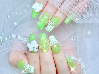 ルル 新宿店(Lulu’s)/ゴージャスデザイン