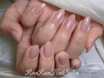 ランラン 池袋(RanRan)/肌馴染みの良いヌードピンク