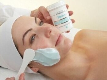 ルミナ(LUMINA)の写真/お肌をケアして内側からハリツヤUP♪毛穴をケアしてお肌のくすみを改善☆お肌のダメージは早めにケアを＊