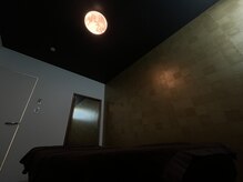 ブルームーン(BLUE MOON)/施術室雰囲気３
