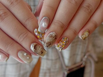 フィロンネイル 本町店(filonnail)/フリーデザイン