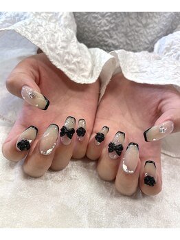 フレンチガーリーネイル