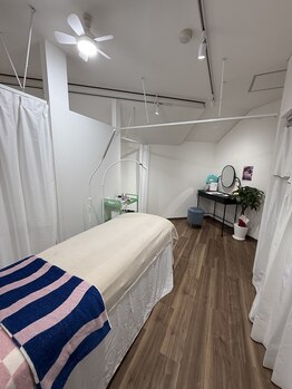 ムーン ラッシュ(Moon Lash)/個室サロン