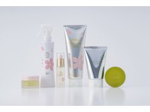 自社で研究を重ねた化粧品もご好評いただいております！