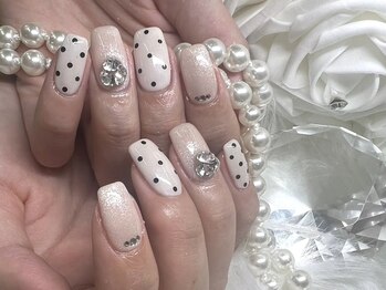 アンジュ(Ange)/【Ayaka】定額:ドットネイル