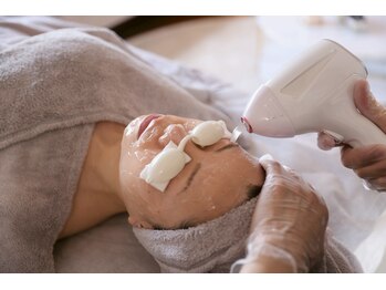 トリプルエー(AAA)/