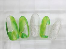 ネイルサロン あかねいろ/春夏　ニュアンス　くりぬき