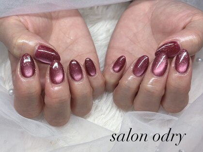 サロン オードリー 名駅店の写真