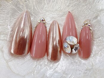 ネイルサロン ドール/ミラー＆ビジューネイル9,000円