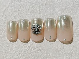 ミラーグラデーションネイル