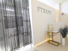 ストライプ 志木店の雰囲気（白を基調とした落ちついた空間でソファーの寝心地が最高です♪）