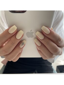 ムーイ 外苑前(mooi.)/one color × crHEARTS parts