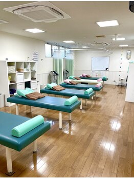 ゼロスポ鍼灸 整骨院 美野島/統一感のある店舗雰囲気