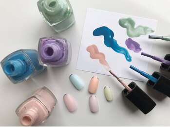 ネイルスミス(Nailsmith)の写真/爪に優しいマニキュア、オーダーチップ、ピールオフジェルなど期間限定で楽しめるネイルメニューが豊富！