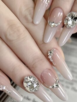 ビューティフルネイル 池袋(Beautiful nail)の写真/【便利な駅近】イベントや特別な日には指先も鮮やかに♪豊富なカラーとパーツであなたのご希望を叶えます！