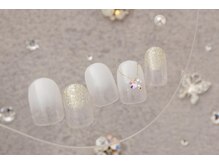 ネイルサロンプリッシュ 横浜店(prish)/5000円　アクセサリー　ホワイト