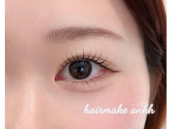 ヘアメイクアンクの写真/【長持ち×高技術×高コスパ】2ヶ月経ってもずっとキレイ！圧倒的キープ力の高クオリティのまつげパーマ◎
