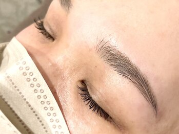ビビ スイート(美be Suite)の写真/アイブロウワックスで垢抜け！洗練された顔立ちへ導く美眉サロン◎