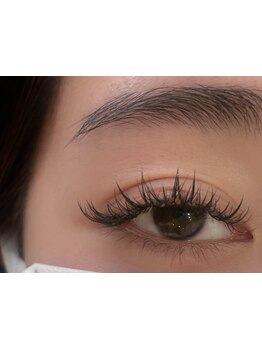 ボリュームのある目元にしたい