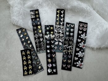 アイビー(Aivy)/耳つぼジュエリー