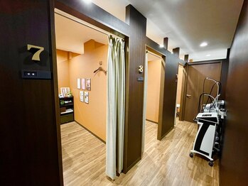 コクア鍼灸整骨院 柴崎院(KOKUA鍼灸整骨院)/個室空間で専用の施術を！