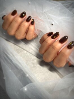 ブラウン×ゴールド