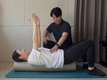 鍼灸・整体スマイルアップ 梅田院【整体/肩こり/腰痛肩こり/美容鍼/小顔美容鍼】/マットピラティス