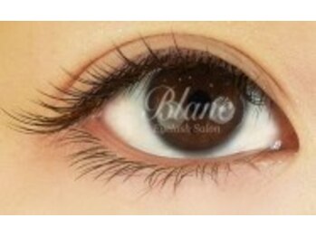 アイラッシュサロン ブラン イオンモール天童店(Blanc)/目尻長めのデザイン