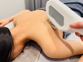 リラックスタイム 三田本店(Relax Time)の写真/最新機器導入！お肌がキレイになる美肌脱毛☆契約不要の都度払いも可能なので、脱毛が初めての方にも◎