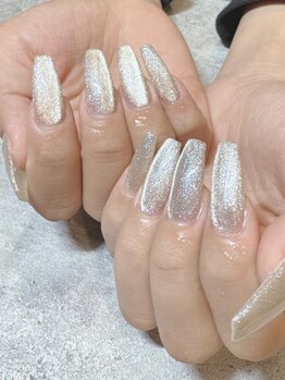 ミー ネイル(mi-nail)の写真/ツヤやモチ◎爪の形や長さにコンプレックスがある方でもお任せ下さい♪美しい理想のネイルを楽しめます！