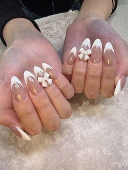 アヴィータ(AVITA)/上品ホワイトフレンチ