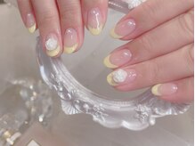 フィオナ 大久保店(Fiona)/イエロー×フレンチネイル#春