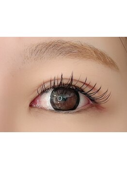 目の形にあったエクステ提案が得意