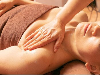 牡丹の写真/《新子安駅徒歩4分☆》完全個室の精油アロマオイルトリートサロン♪効果実感できる美容小顔エステ♪